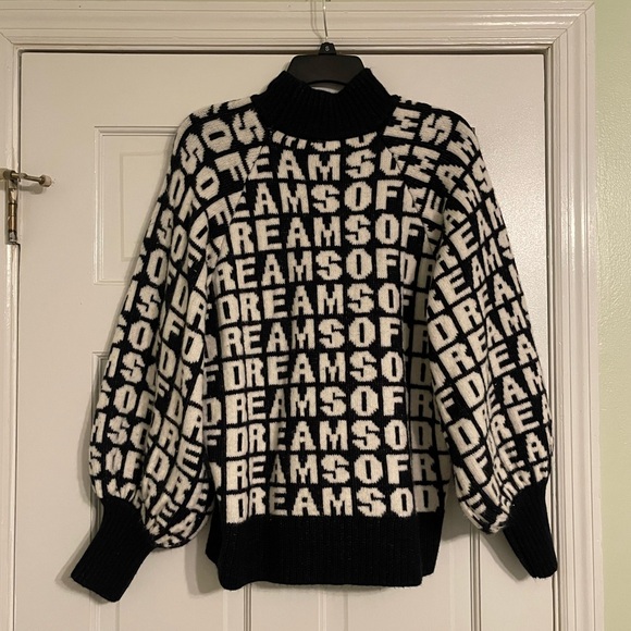 FINAL SALE H&M Dreams of Dreams Sweater - Picture 2 of 5